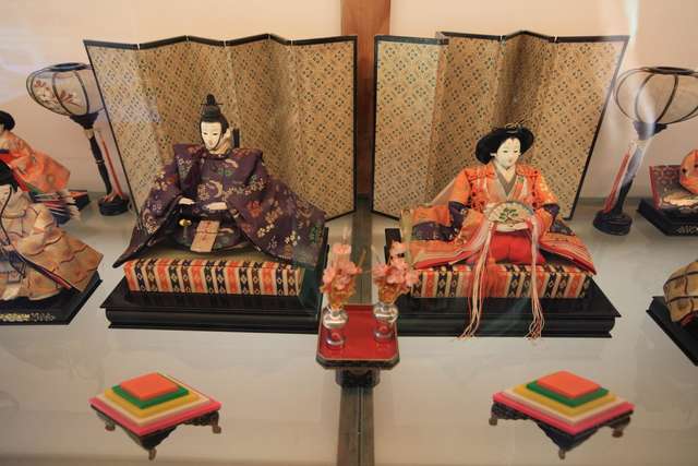 宝町艺文中心展出日本传统娃娃