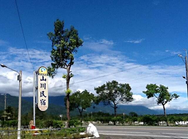 山川民宿外観