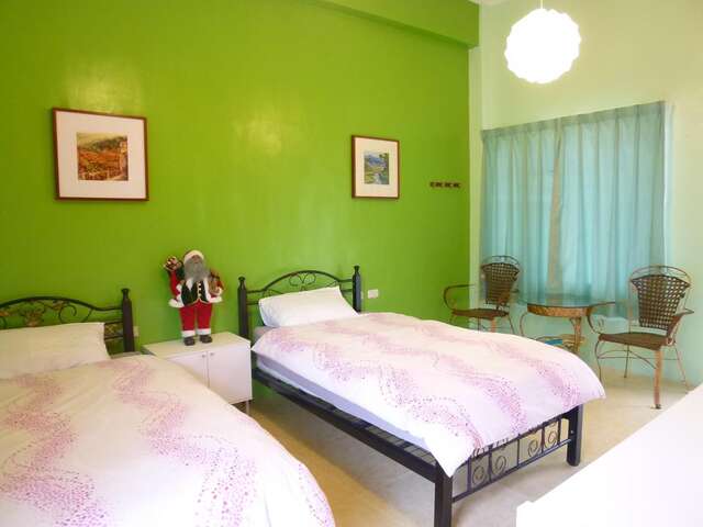 Double Room (Single Bed)
