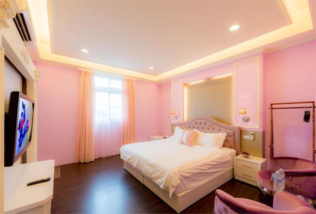 浪漫雙人房-有粉紅色和淡藍色 二房形