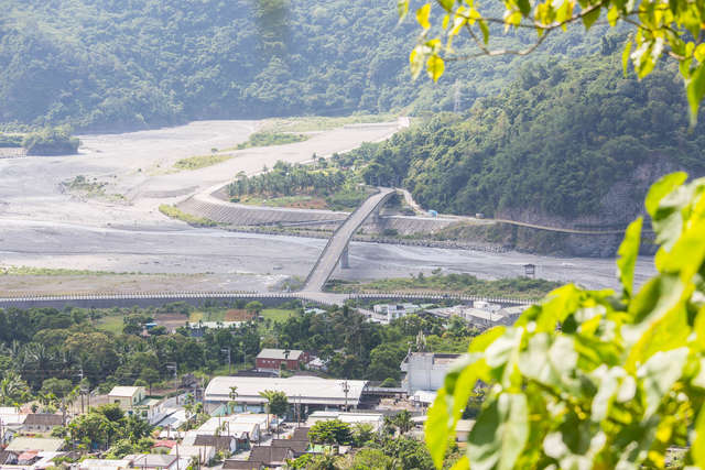 拉灣橋