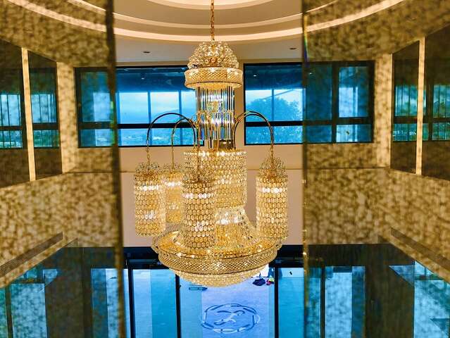 立麗大酒店-大廳水晶吊燈