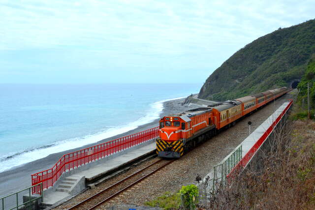 「多良火車站入園」即日起徵收入園清潔費