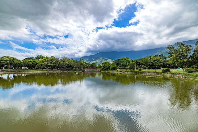 辽阔的湖面