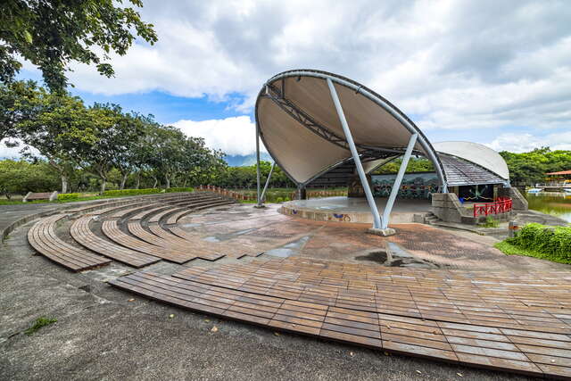 Guanshan Waterfront Park