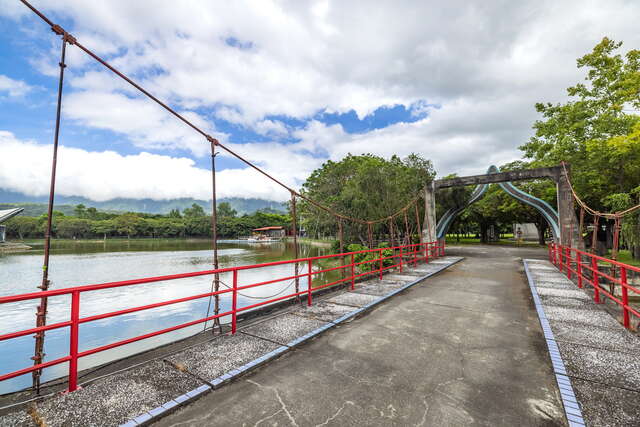 Guanshan Waterfront Park