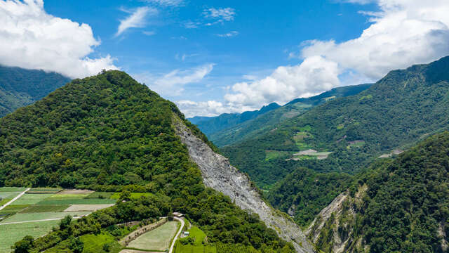 利稻部落眺望遠山