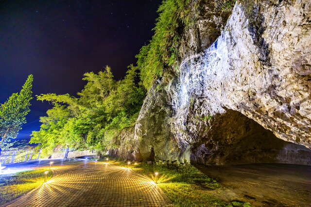 Baxian Caves