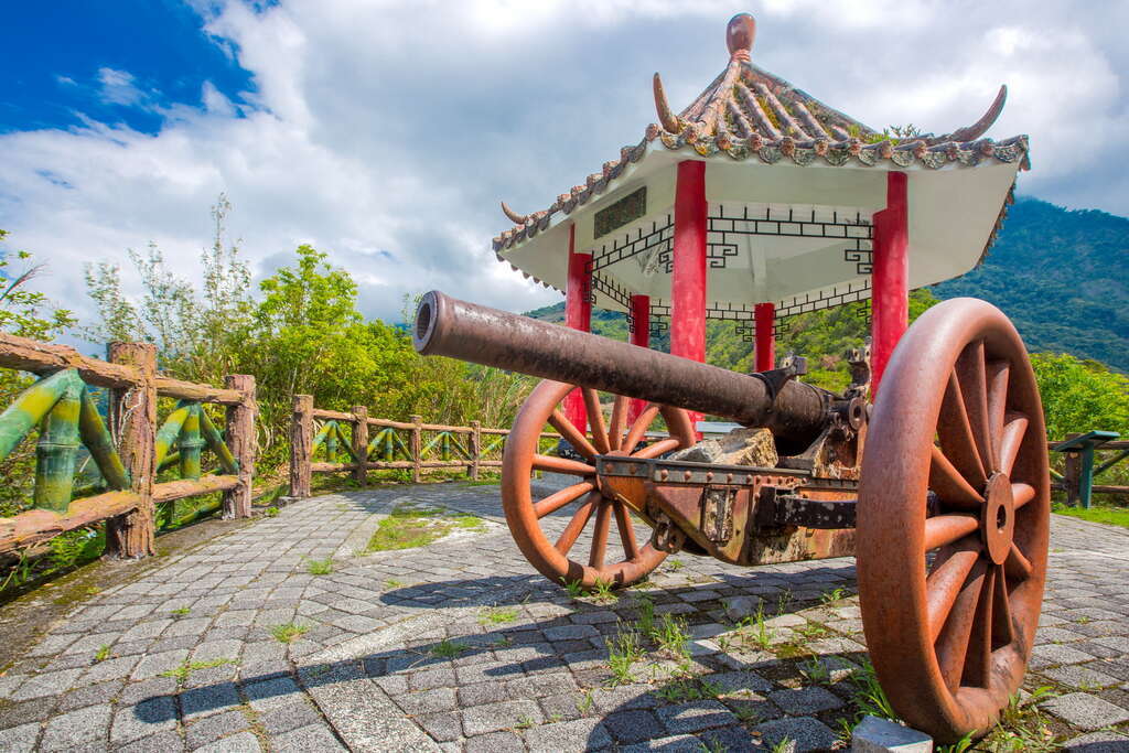 霧鹿古砲台