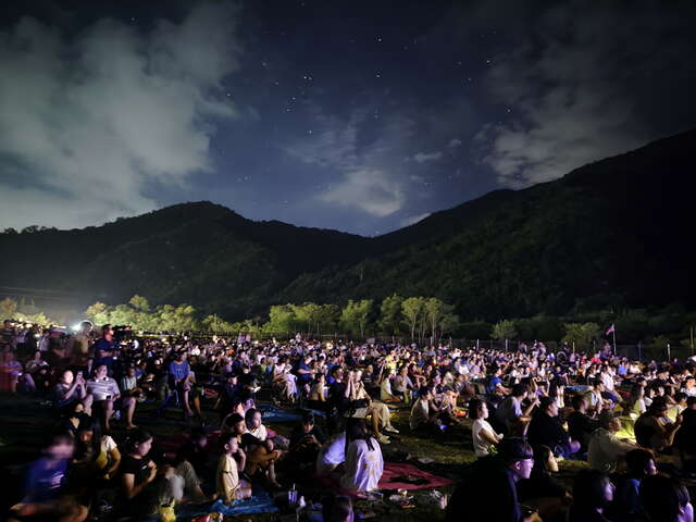 第三場卑南場在達魯瑪克文化廣場，現場三千人一同聽音樂、看星星_圖片取自臺東縣政府縣政新聞