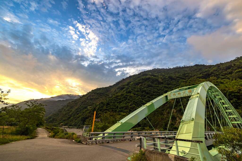 嘉蘭部落聯外大橋