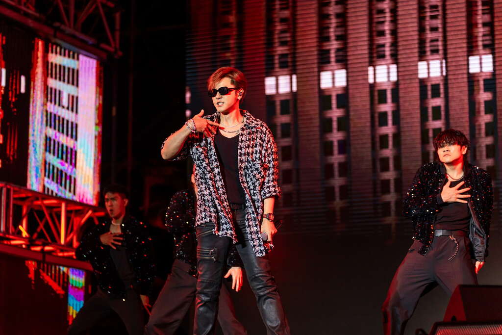 cbe49961-f6c0-4692-a6bd-42921e4c7f42