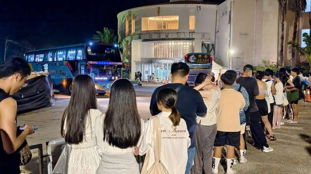 台東縣政府特別調度遊覽車共執行285班次接駁服務_圖片取自台東縣政新聞