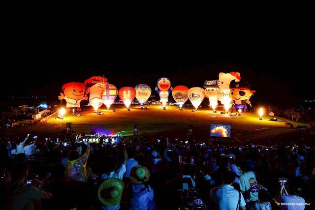 熱氣球光雕_照片臺東縣政府提供