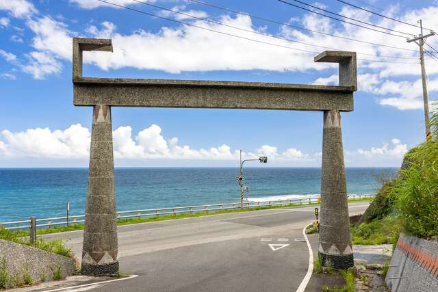 Yongfu Community Seaside Torii Gate