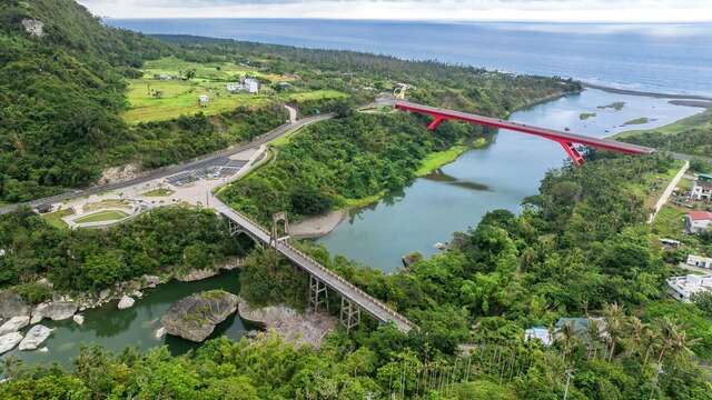 Donghe Bridge Scenic Area