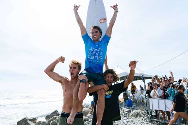 25歲澳洲選手Reef Heazlewood摘下男子組冠軍寶座_圖片取自臺東縣政府縣政新聞