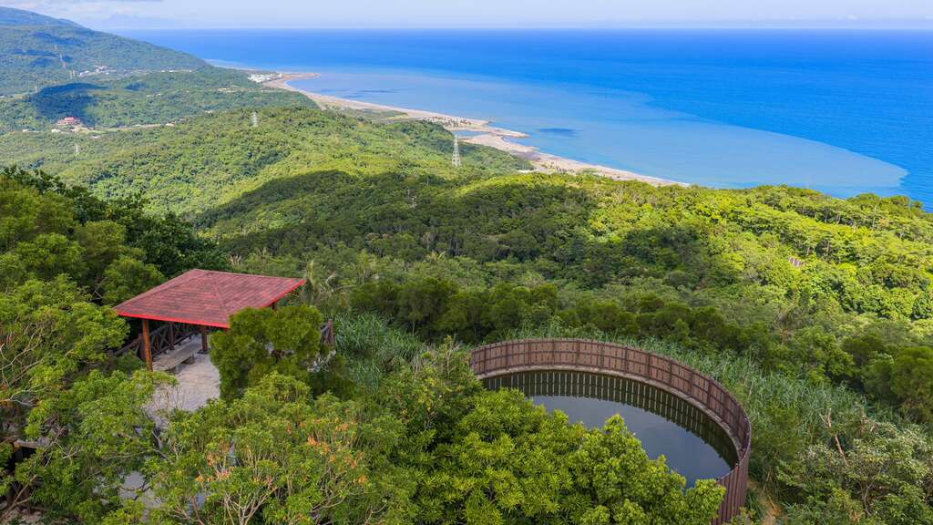 巴塱衛山忘憂亭