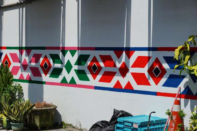 都蘭部落牆面彩繪