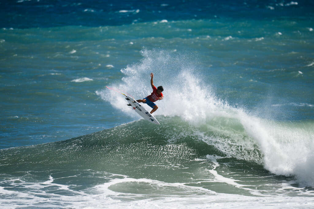 各國選手在競技體驗後，都對臺東金樽浪點高度肯定_照片為臺東縣政府提供