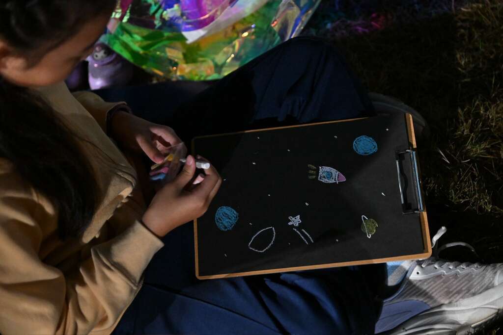 孩子画下的星空将登上活动主视觉_图片取自台东县政府县政新闻