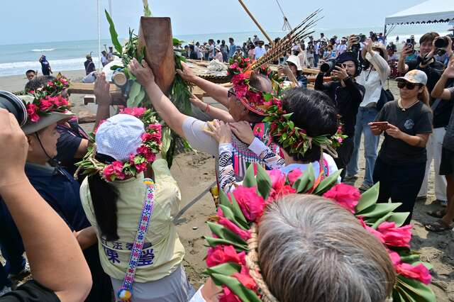 傳統祝禱_圖片取自臺東縣政府縣政新聞